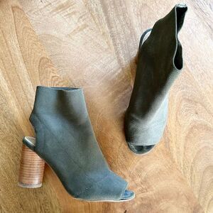 Steve Madden Sunnie Open Toe Cutout Ankle Sock Bootie Olive Green Women's 6.5 M